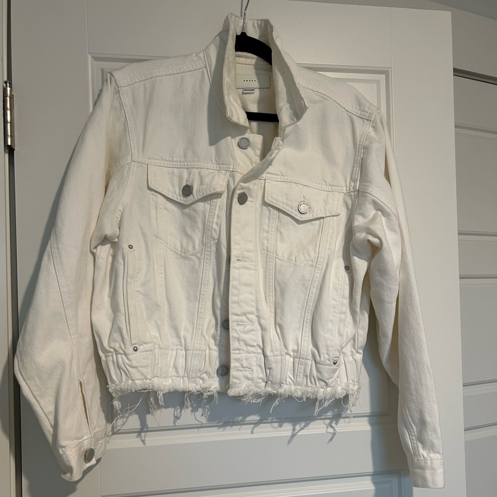 Blank NYC cropped white denim jacket